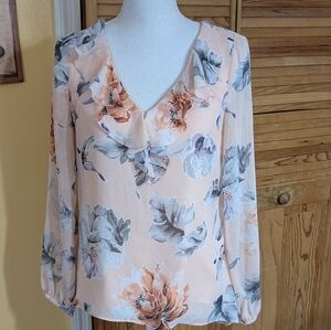 White House Black Market Peach Floral Ruffle Blouse Size 2